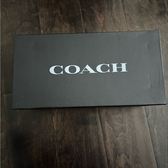 Coach Women's Cream Slide Sandals - Picture 6 of 9